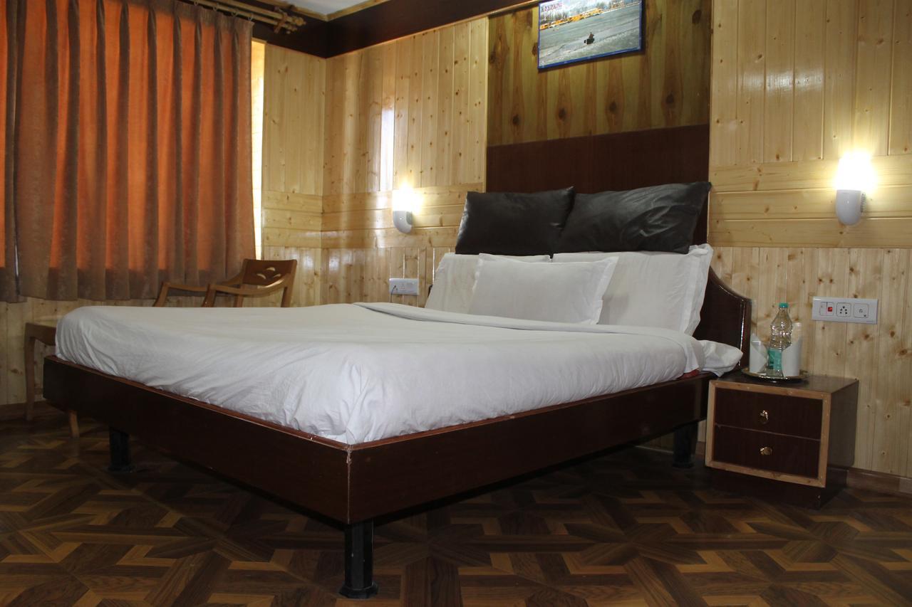 Fluorescence Hotel And Restaurant Gulmarg Luaran gambar